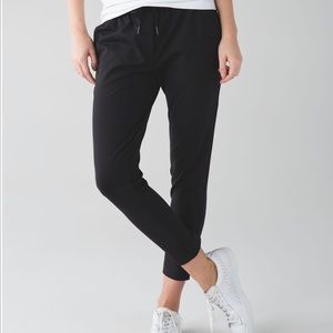 Lululemon Jet Crop